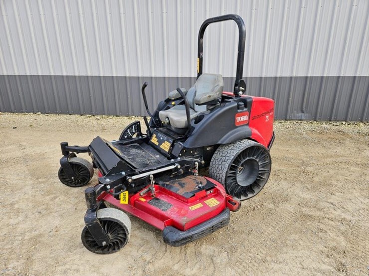 toro-groundsmaster-7200-image-1