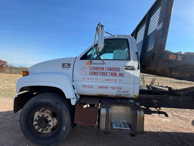 #3006-•-1999-chevy-c6500-single-axle-dump-flatbed-truck-(title-in-delay)-image-9