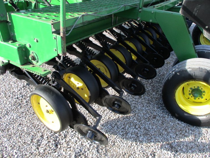 john-deere-750-image-62