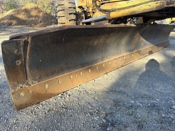 caterpillar-16g-image-43