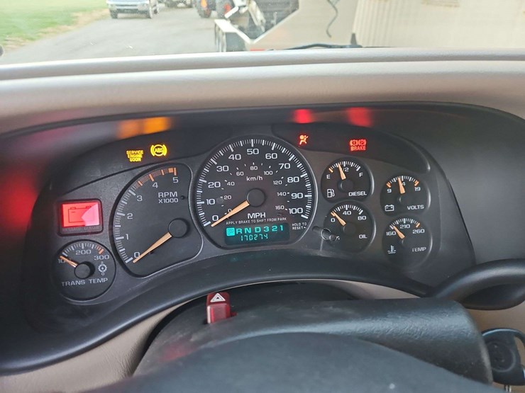 2002-chevrolet-2500-image-14