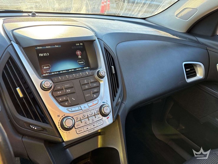 2015-chevrolet-equinox-image-15