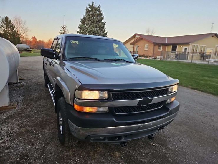 2002-chevrolet-2500-image-3