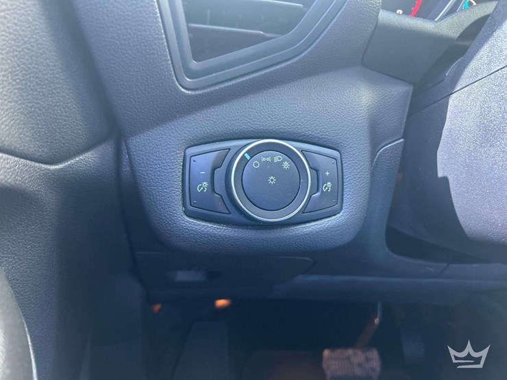 2016-ford-escape-image-17