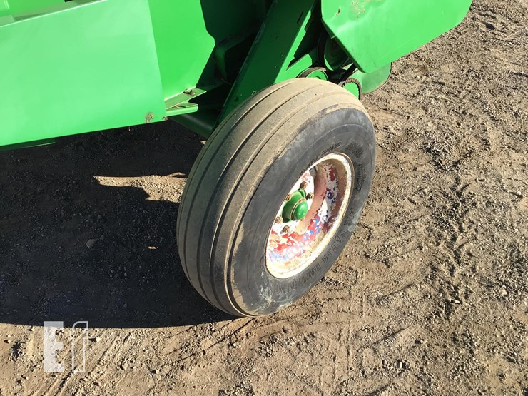 2001-john-deere-557-image-11