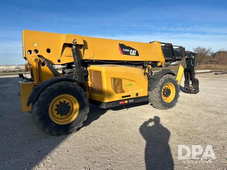 2012-caterpillar-tl1255c-image-8