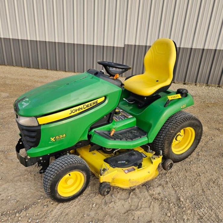 JOHN DEERE X534