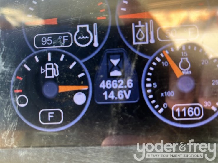 2014-caterpillar-279d-image-35