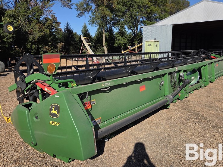 2022-john-deere-635f-image-7