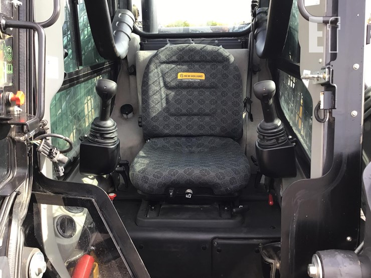 2023-new-holland-c345-image-13