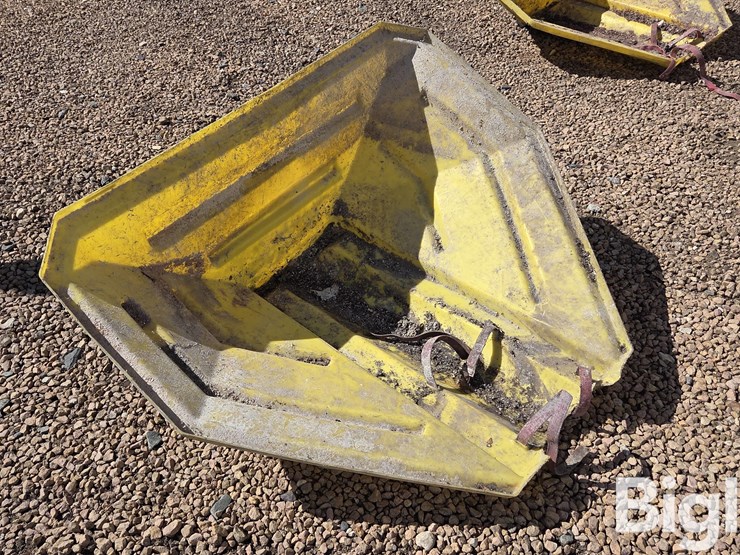 poly-auger-hopper-image-7