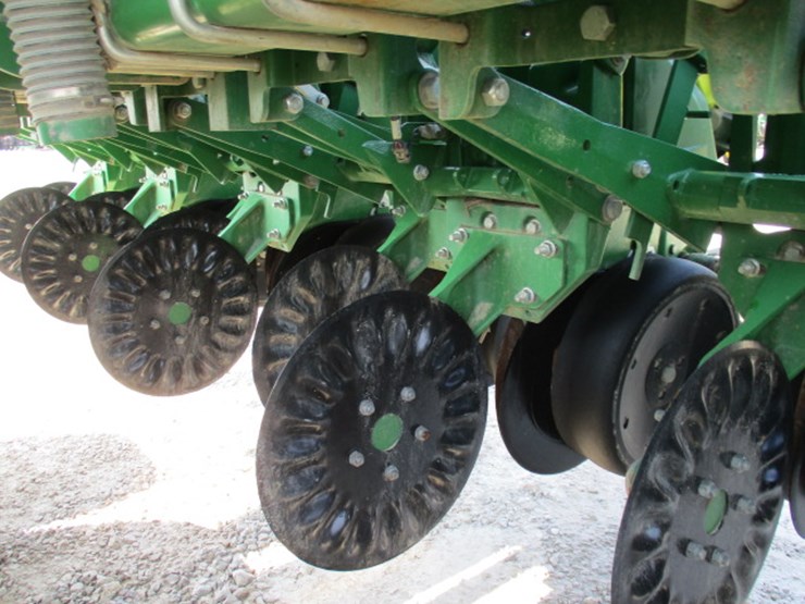 2016-john-deere-db60-image-70