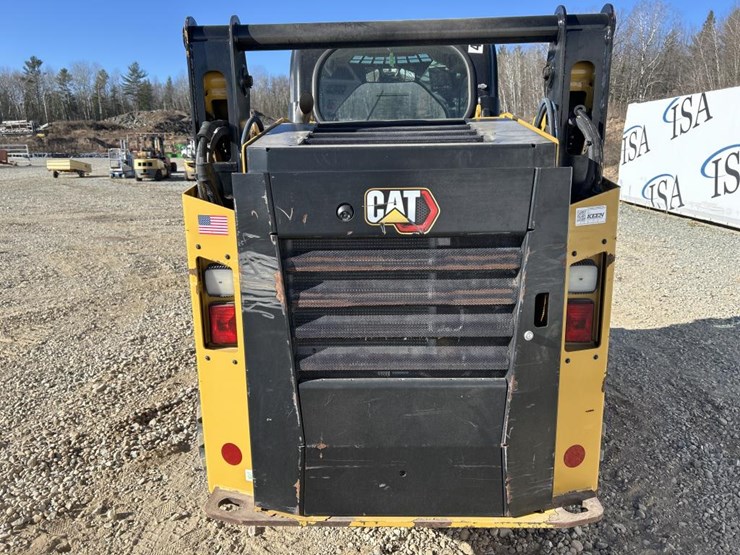 2022-caterpillar-242d3-image-4