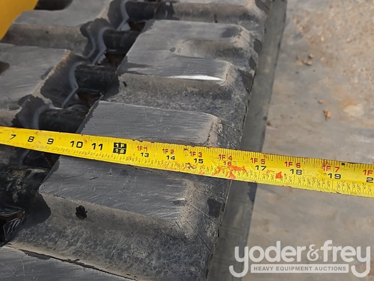 2022-caterpillar-299d3-image-30