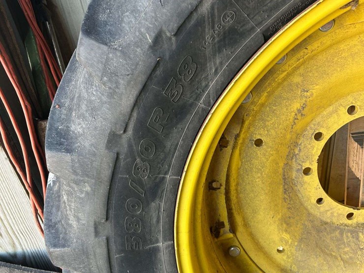 jd-front-dual-tires-and-spacers-image-1