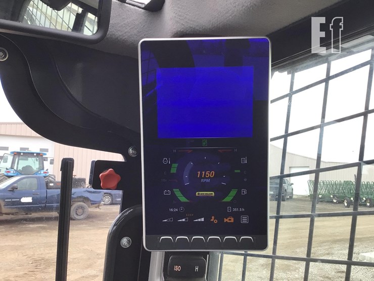 2023-new-holland-c337-image-13