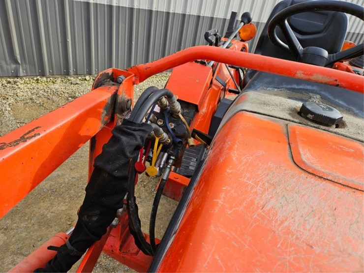 kubota-b7800-image-11