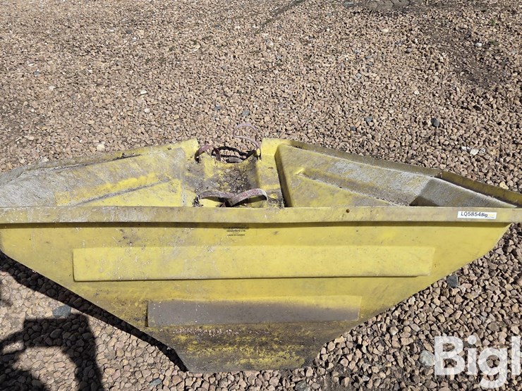 poly-auger-hopper-image-2