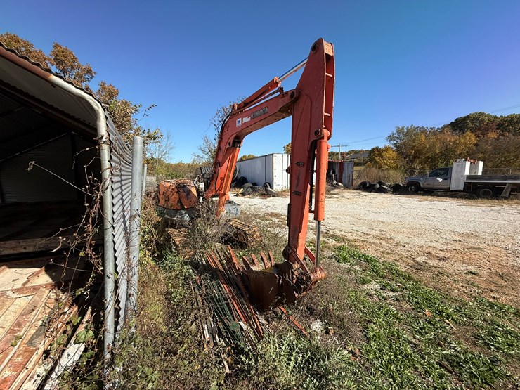 kubota-kx121-3-image-2