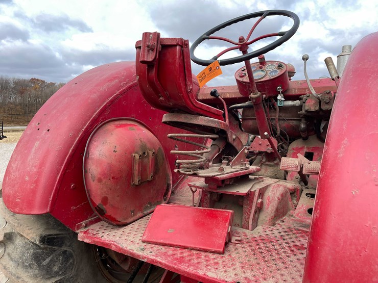 1956-international-600-image-18