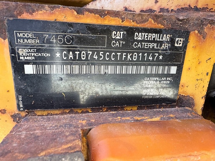 2016-caterpillar-745c-image-11