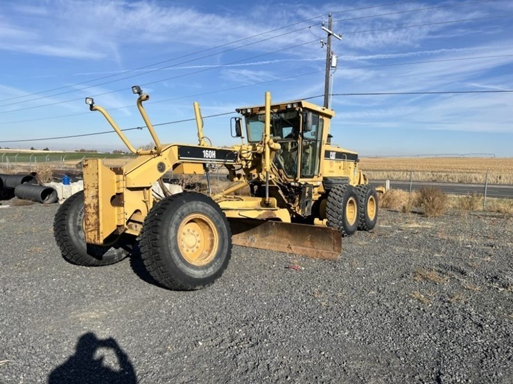 2006-caterpillar-160h-image-2