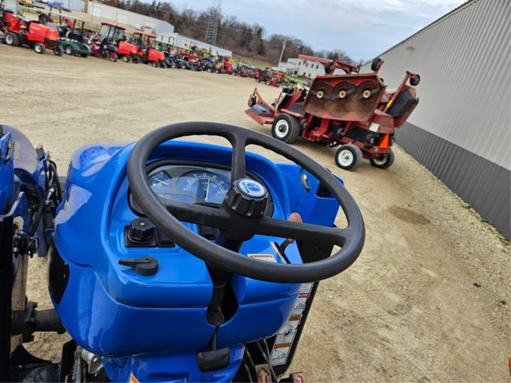 new-holland-tc45da-image-25