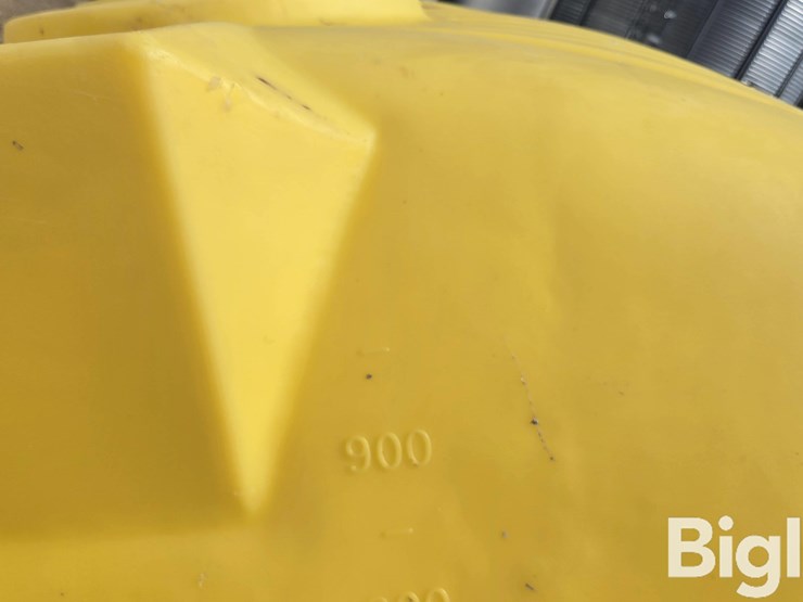 1,000-gal-poly-tank-image-9