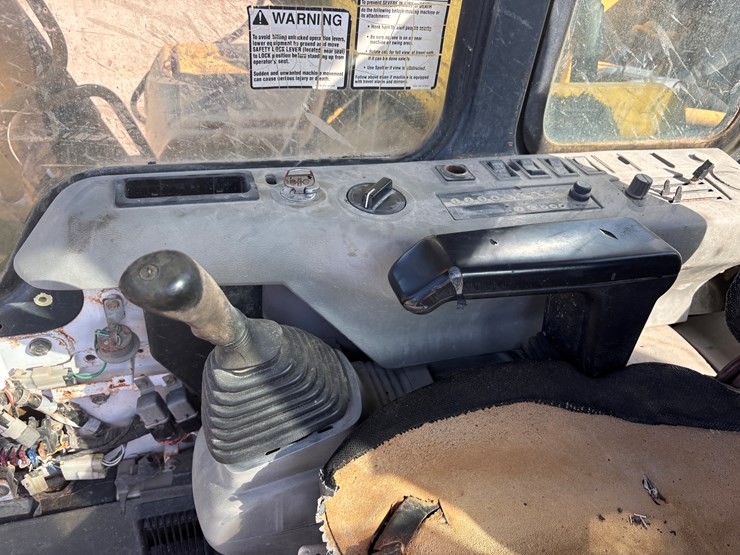 komatsu-pc200-lc-image-18