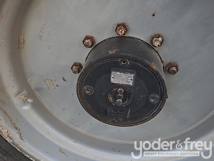 2015-jlg-600aj-image-22