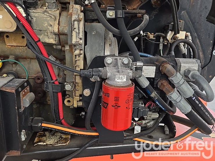 2015-jlg-600aj-image-94