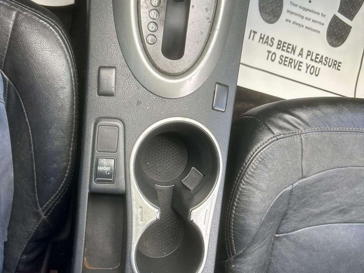 2012-nissan-rogue-image-15