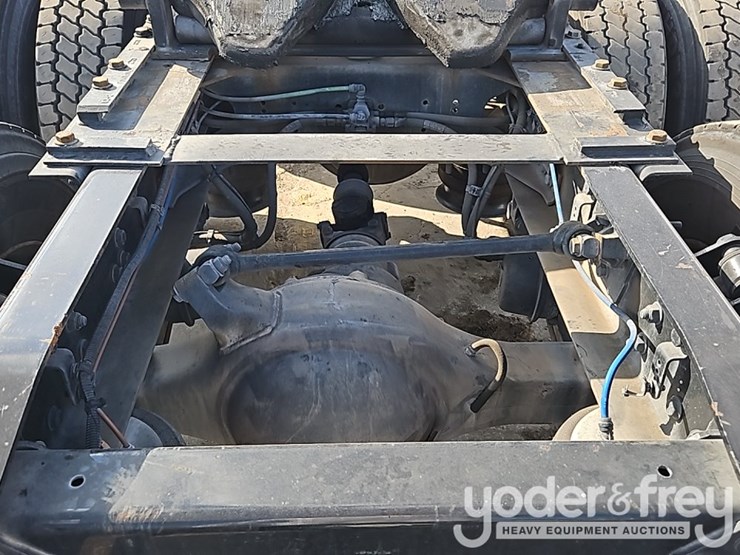 2019-freightliner-cascadia-image-17