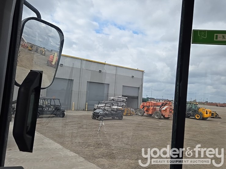 2014-caterpillar-938k-image-176