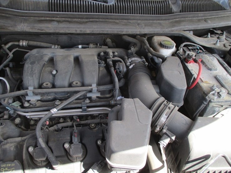 2014-ford-explorer-image-5