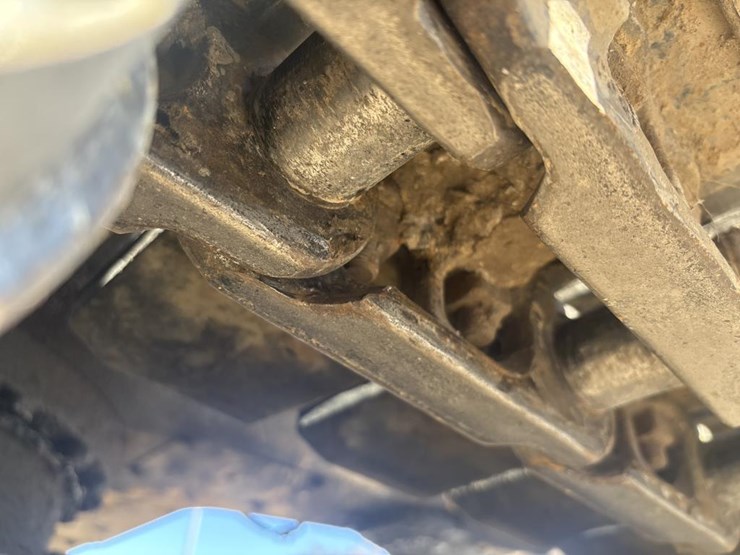 2013-deere-85d-image-69