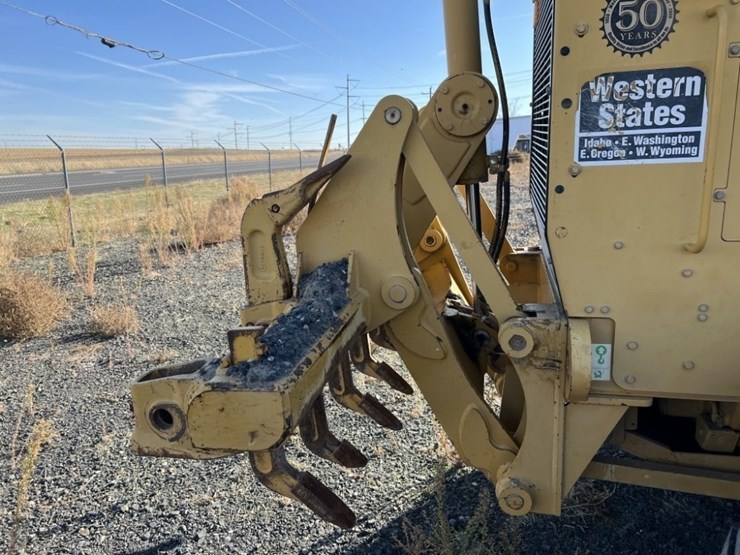 2006-caterpillar-160h-image-31