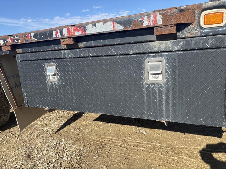 2000-ford-f550-image-22