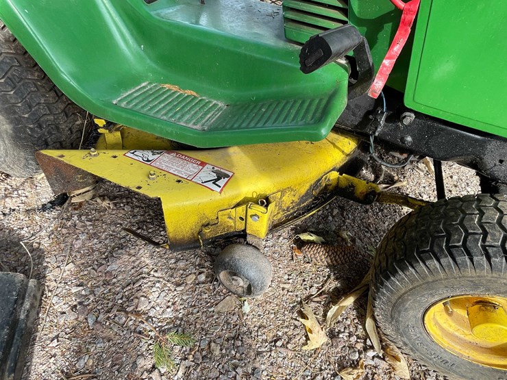 john-deere-165-image-10