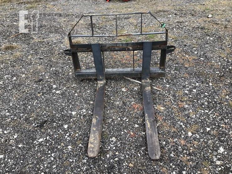 titan-attachments-forks-image-3