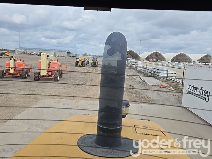 2014-caterpillar-938k-image-165