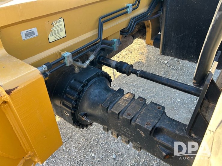 2012-caterpillar-tl1255c-image-30