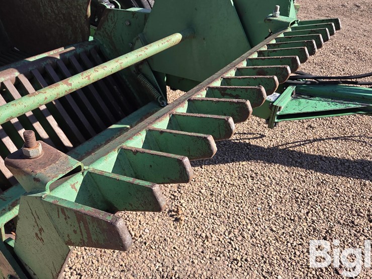 summers-pull-type-rock-picker-image-17