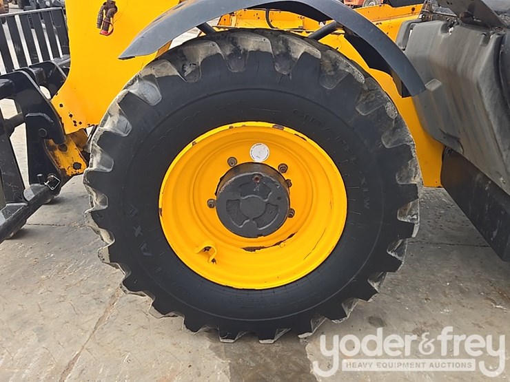 2017-jcb-506-36-image-5