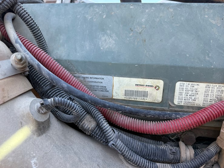 #22592-•-inop-1992-freightliner-t/a-daycab-truck-tractor-vin:-1fuymzyb1np520782-image-22