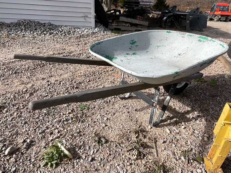 #3109-•-wheelbarrow-image-1