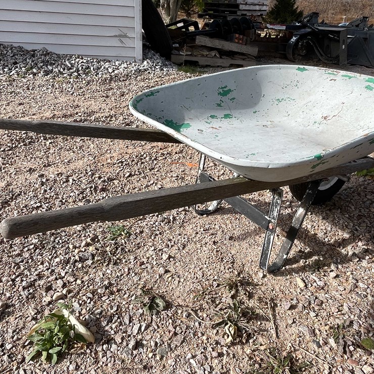 #3109 • Wheelbarrow
