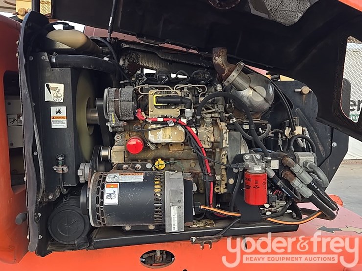 2015-jlg-600aj-image-87