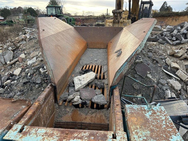 2014-powerscreen-premiertrak-400-image-42