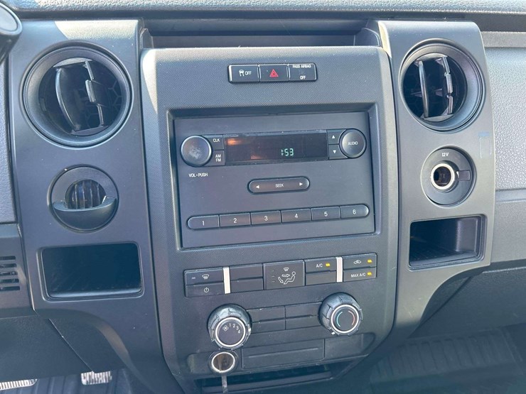 2014-ford-f150-image-16